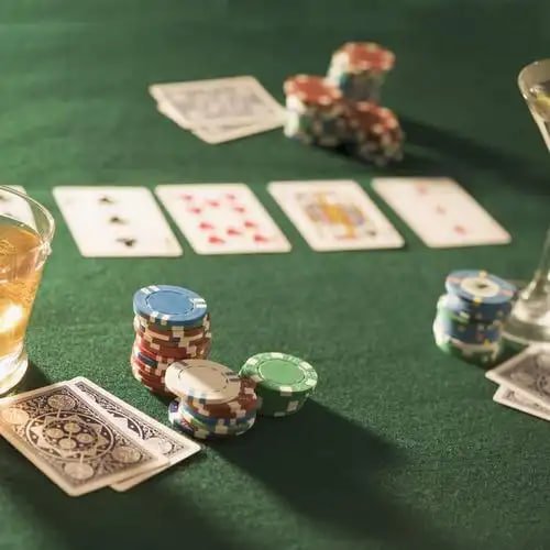 Bonus round activation and multiplier application Golden Toad bonus feature trigger and payout calculation